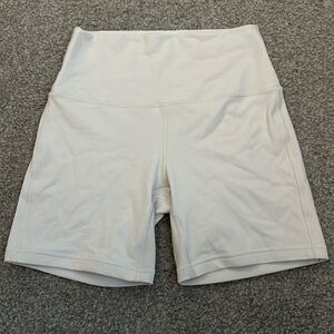 Lululemon Align shorts 6inch